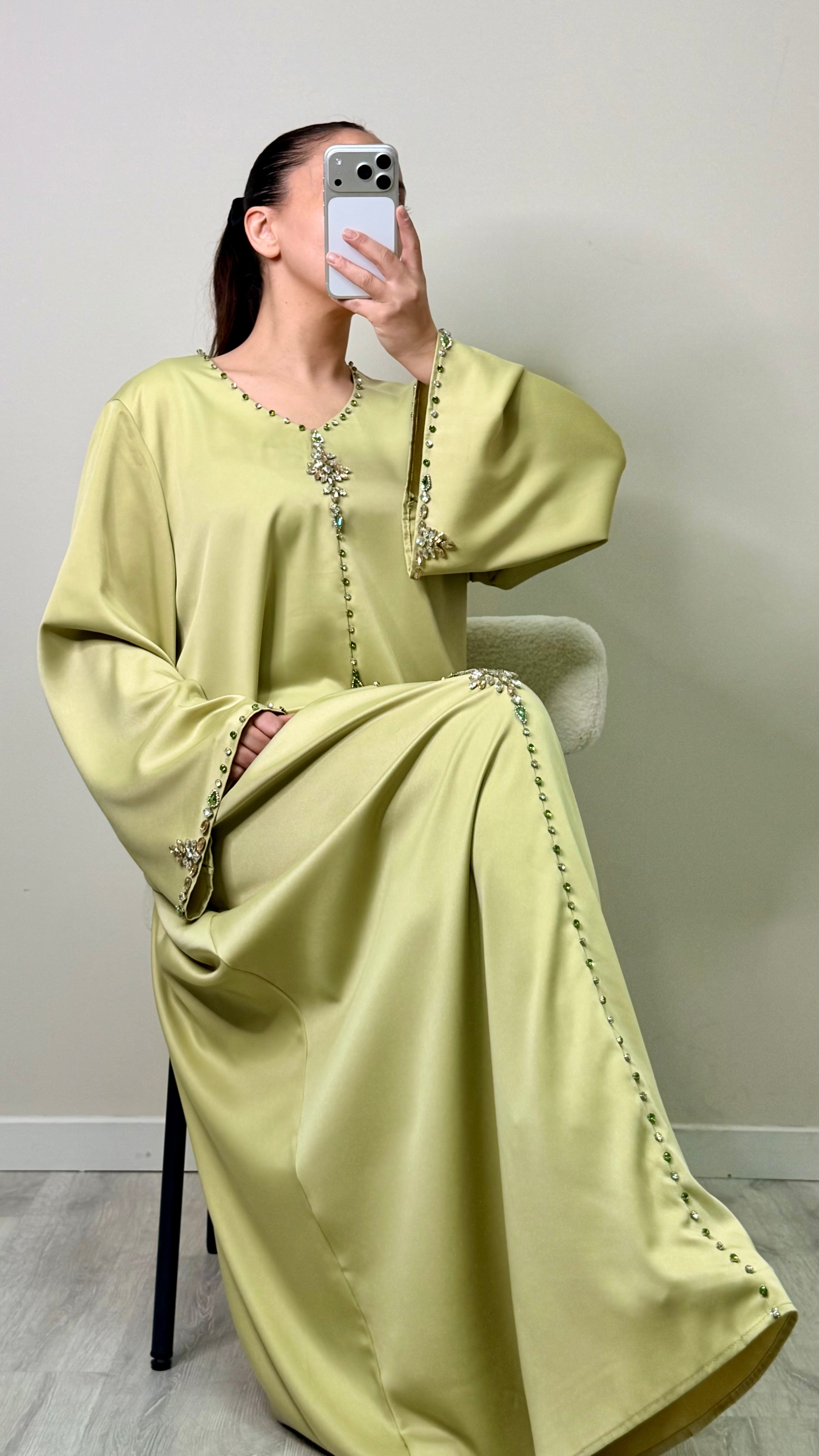 Abaya Satin Verte